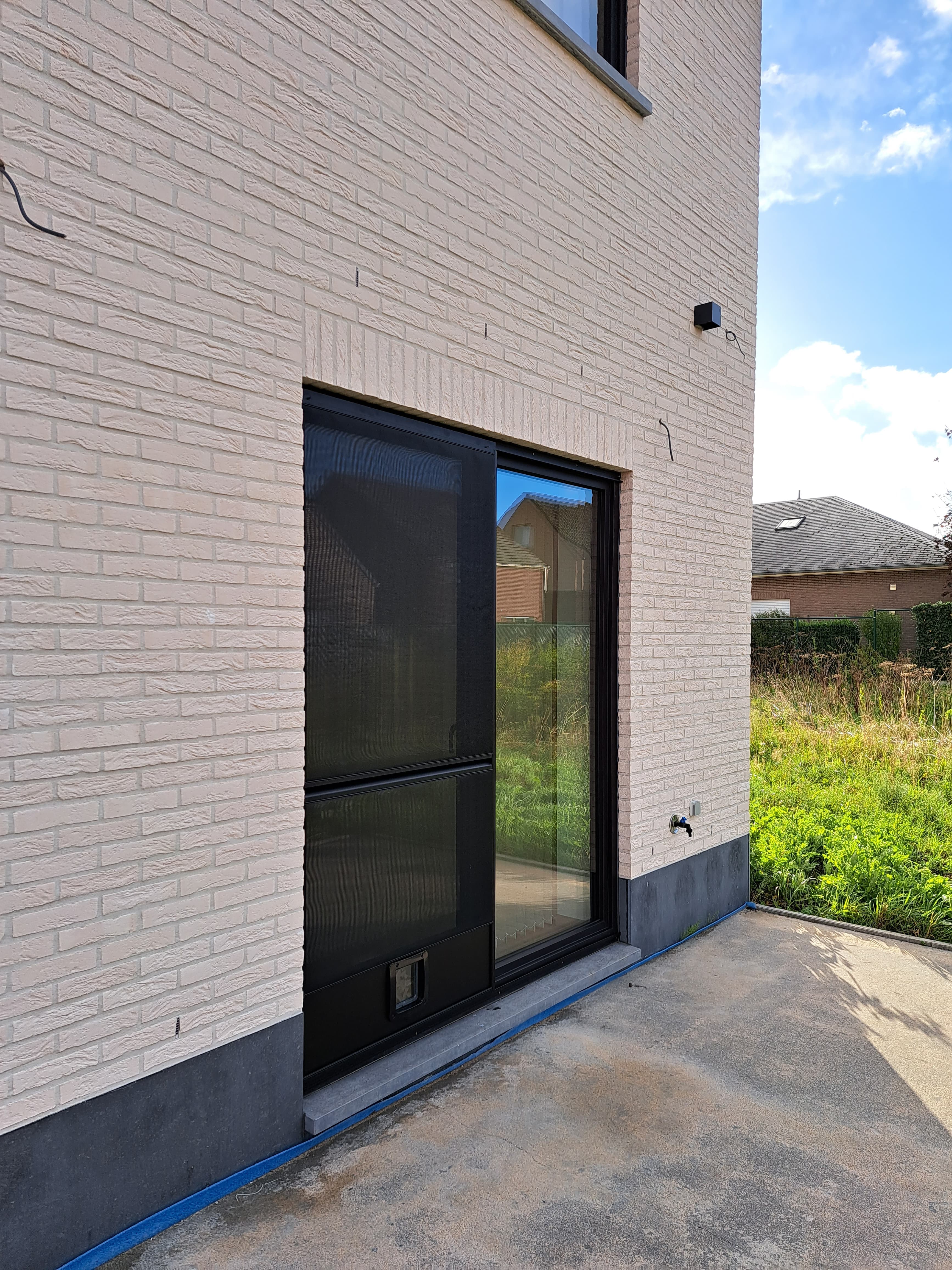 Devis Gratuit Châssis PVC & Aluminium Bruxelles 2026 | Ronny Windows