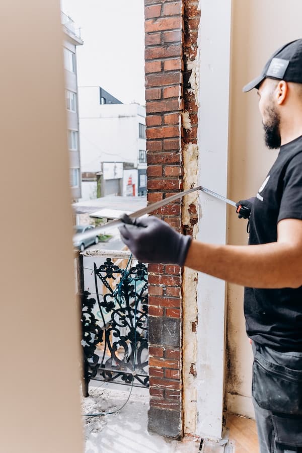 Prise de mesures châssis sur mesure Bruxelles