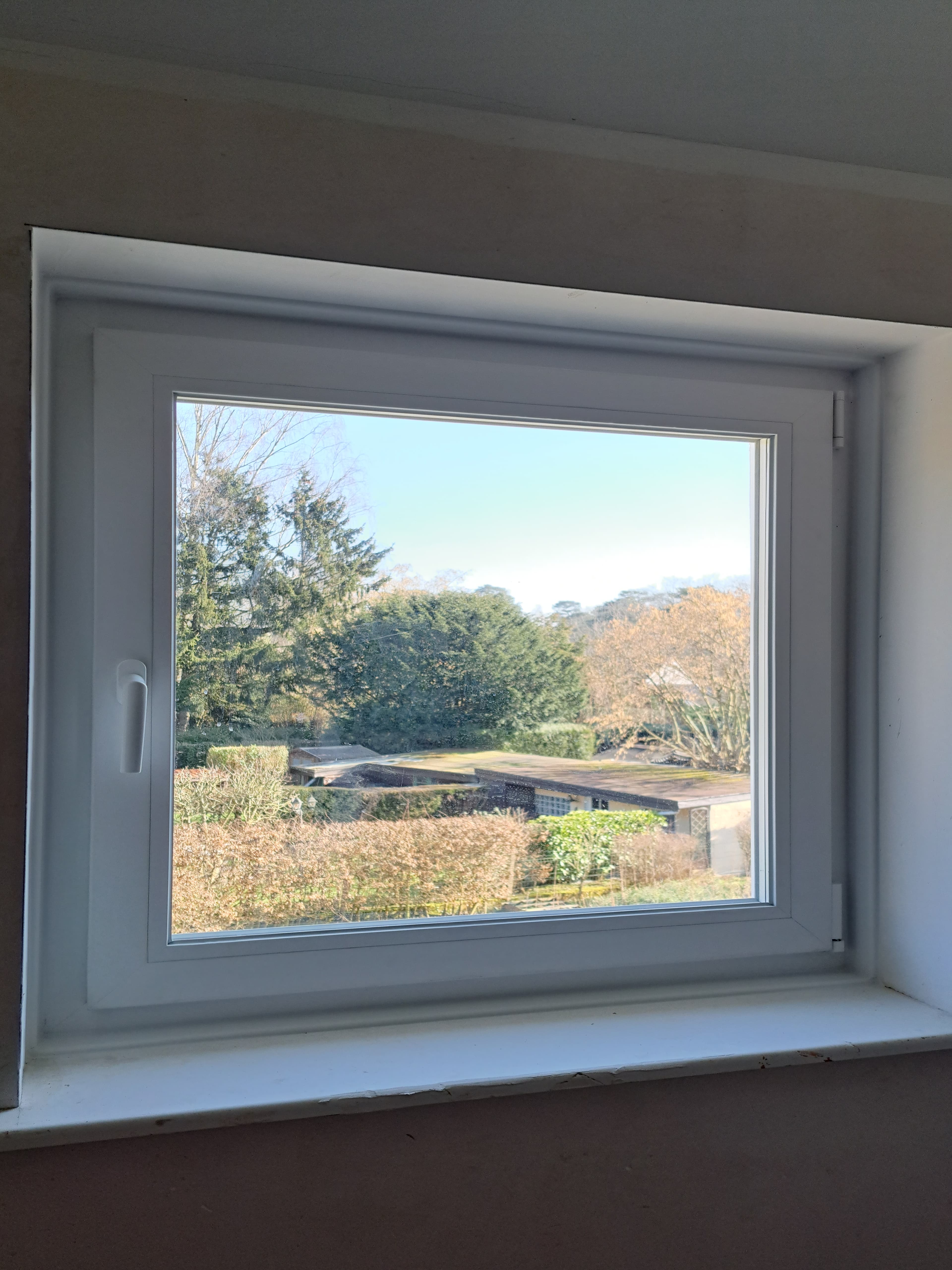 Châssis PVC donnant sur le jardin